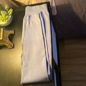 Blue leggings size small only selling because they don’t fit me.